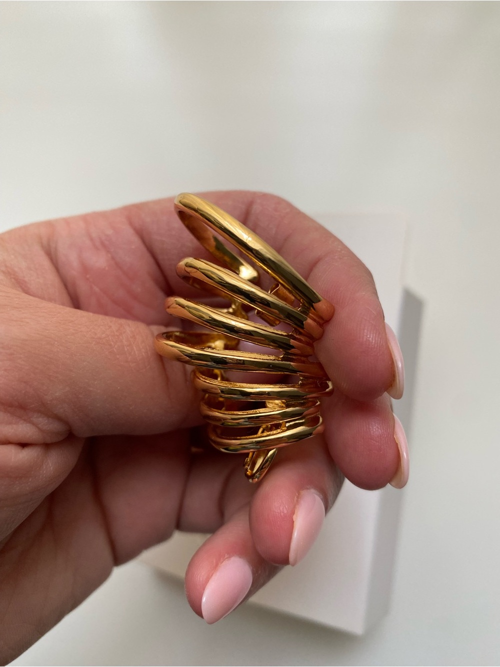 ZARA EAR CUFFS EARRINGS IN GOLD COLOR FASHION EARRINGS - Picture 5 of 7